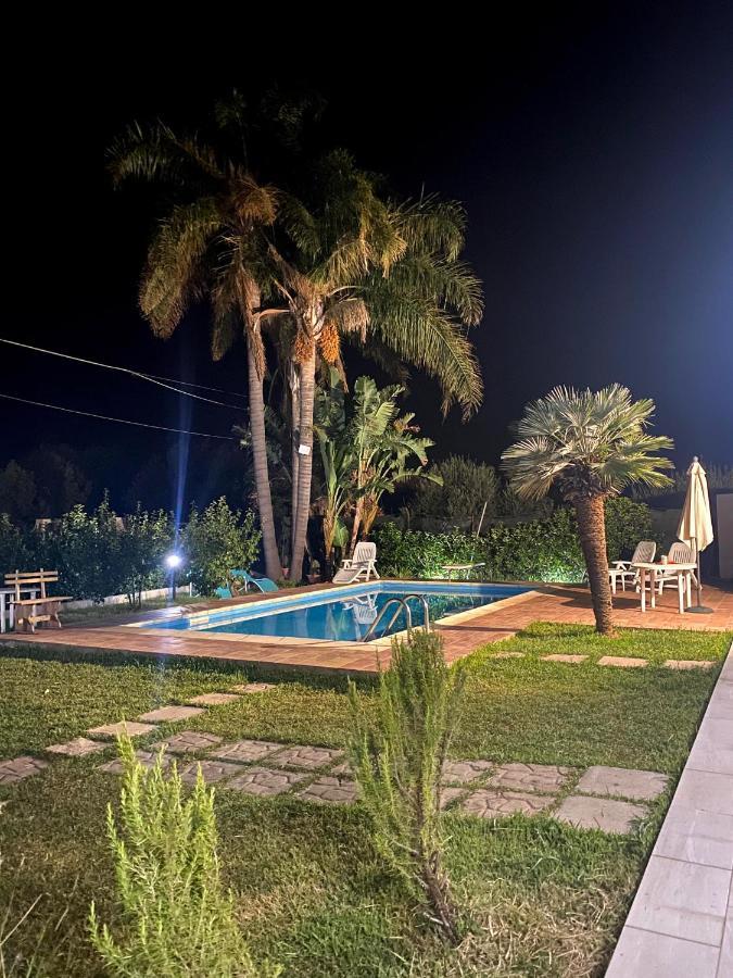 Casa Vacanza Le Tre Palme Apartment Floridia Exterior photo
