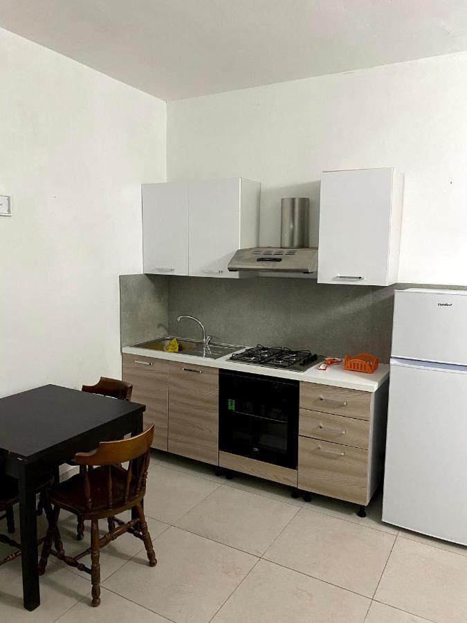 Casa Vacanza Le Tre Palme Apartment Floridia Exterior photo