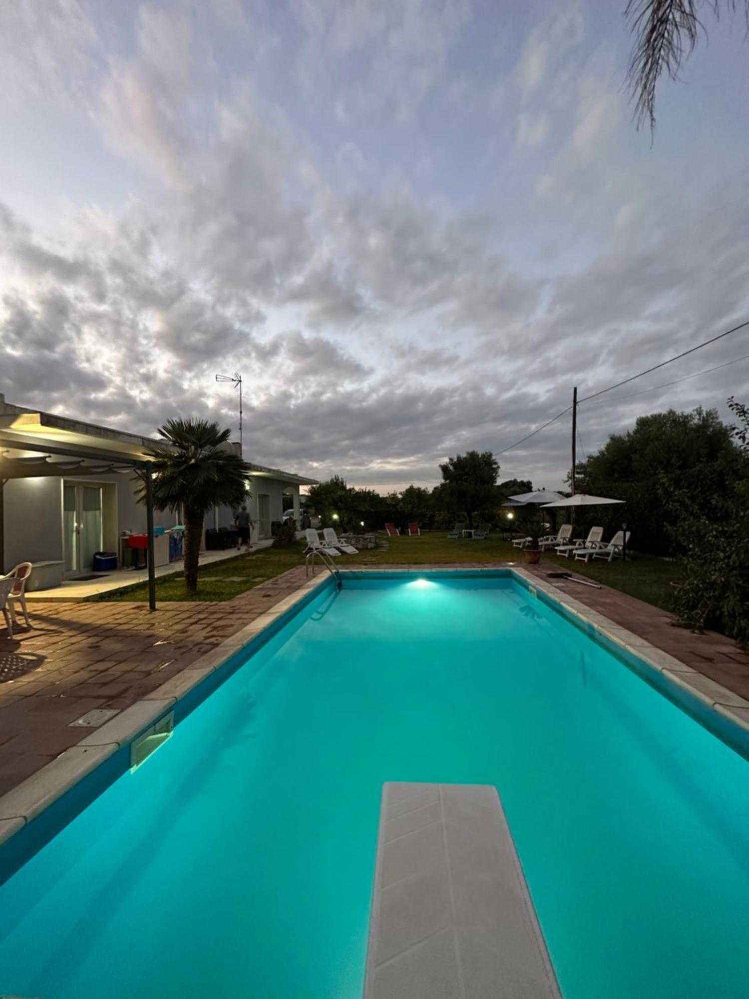 Casa Vacanza Le Tre Palme Apartment Floridia Exterior photo