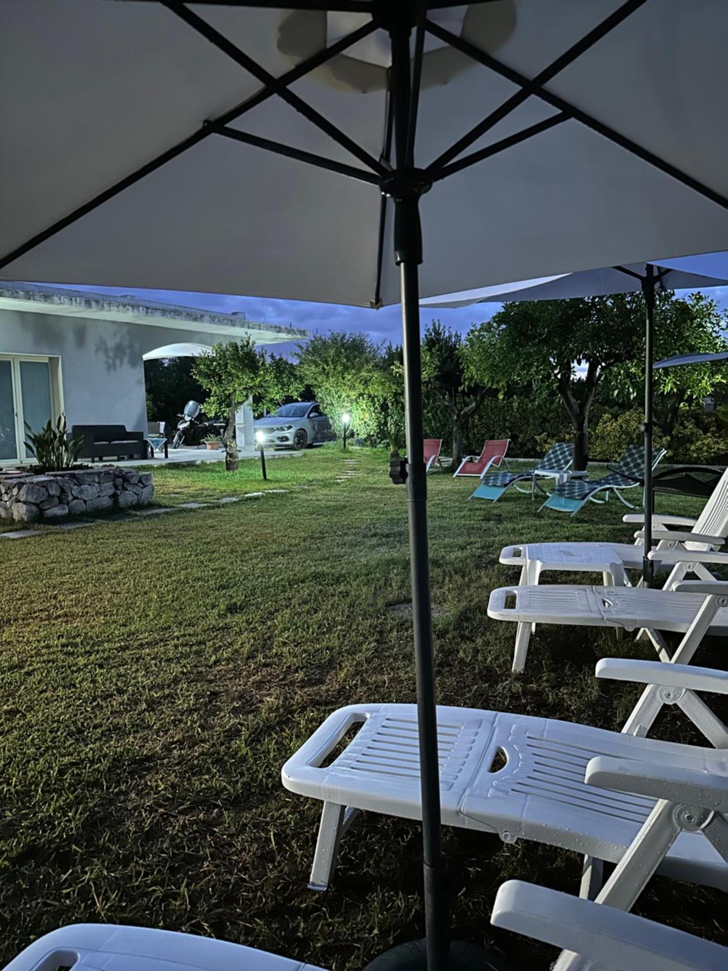 Casa Vacanza Le Tre Palme Apartment Floridia Exterior photo